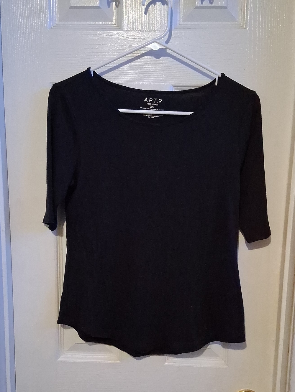 Apt. 9 Black Short-Sleeve Crewneck Top